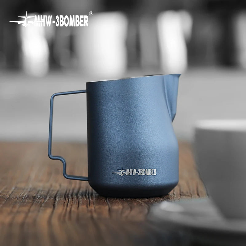 MHW 3BOMBER 350Ml 450Ml Art Coffee Milk Foam Jug Espresso Steam Milk Pitcher Barista Steaming Pitcher Professional Cafe Tools